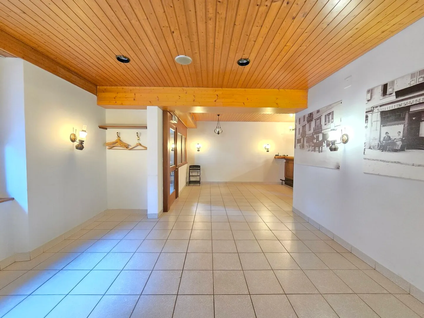 Gewerbefläche zu Vermieten - Foto 7 von 13