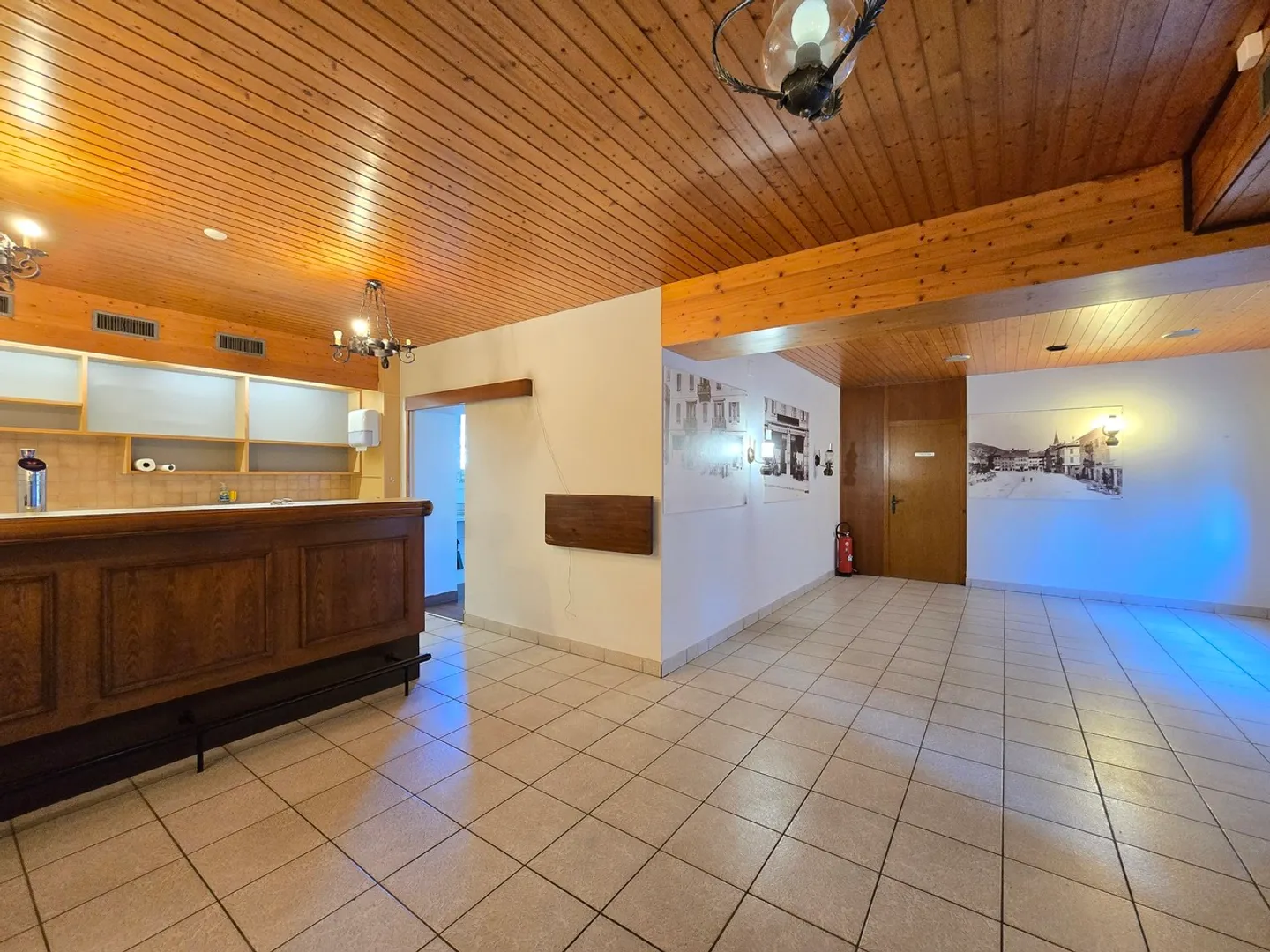 Gewerbefläche zu Vermieten - Foto 8 von 13