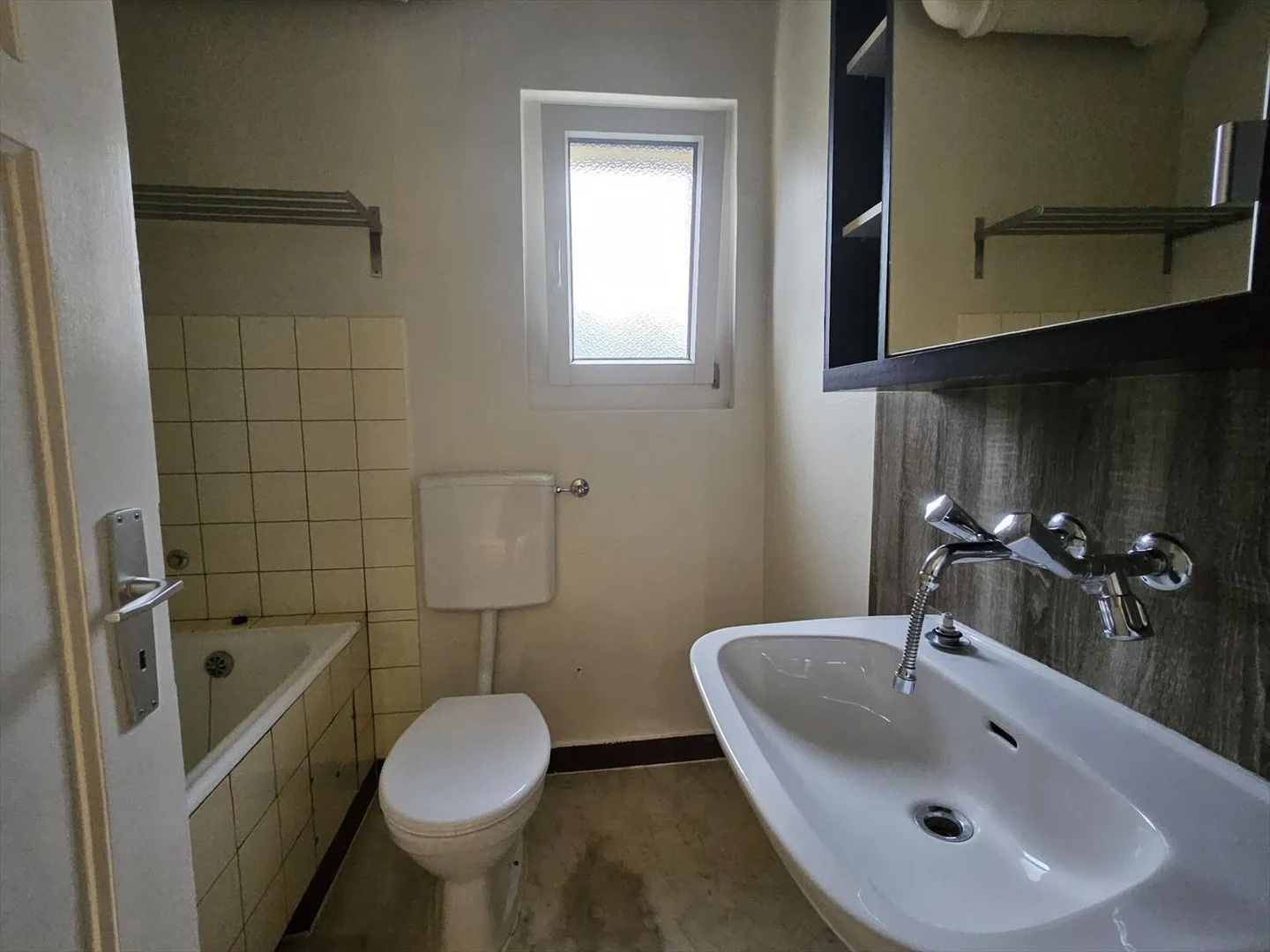 Appartamento con 3 camere e balcone - Foto 11 di 12