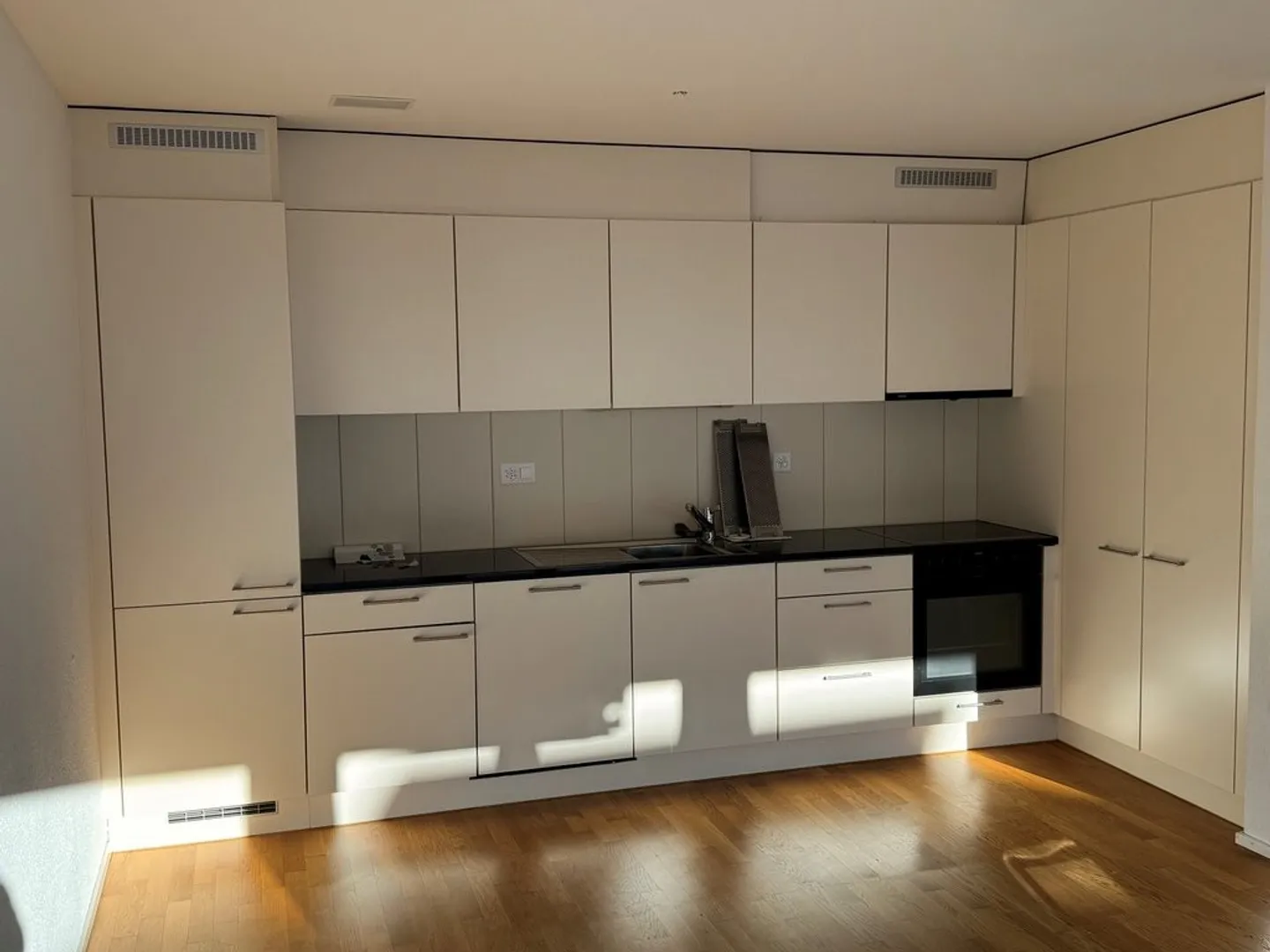 Charmante Wohnung in Oberglatt - Foto 2 von 6