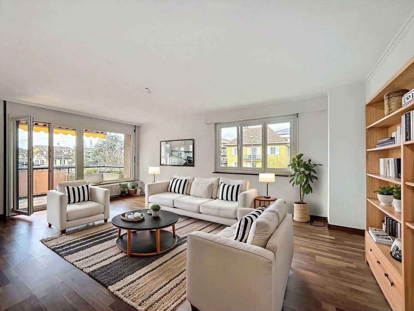 Wohnung kaufen - Foto 1 von 10