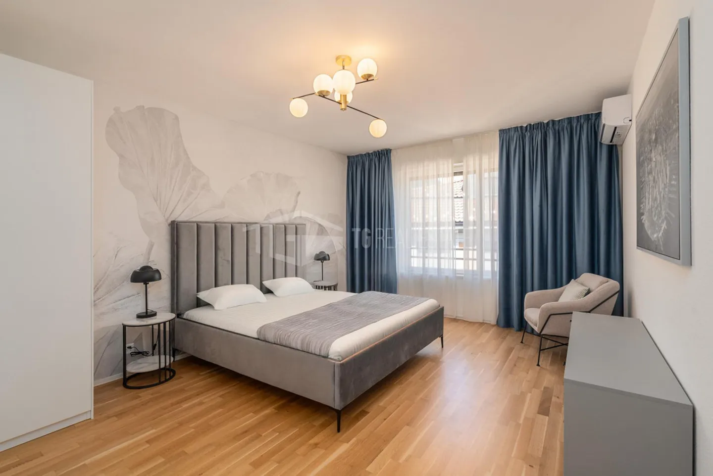 ELEGANTE 2.5 ZIMMER IM HERZEN VON LUGANO - Foto 8 von 9