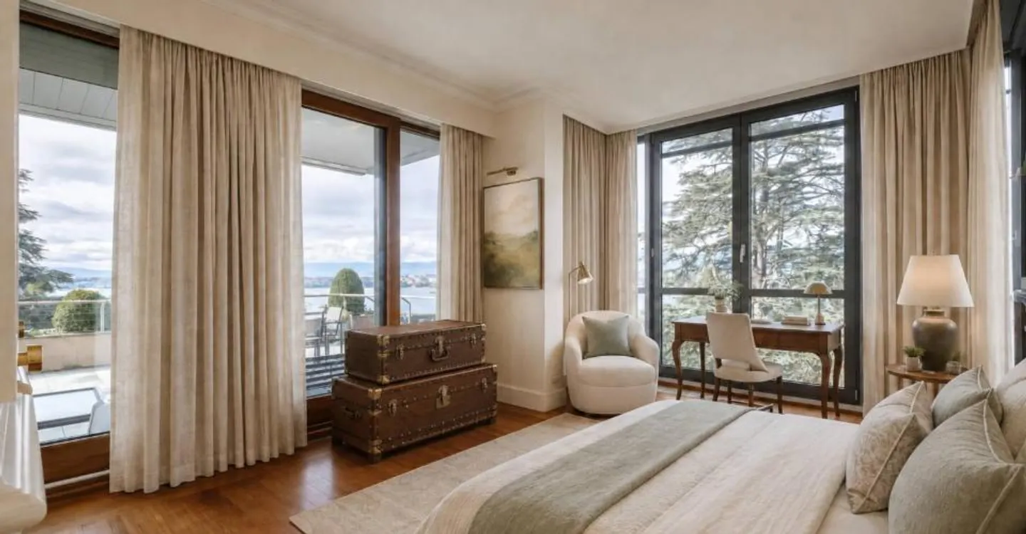 Magnificent apartment with terrace overlooking the lake - Photo 4 of 10