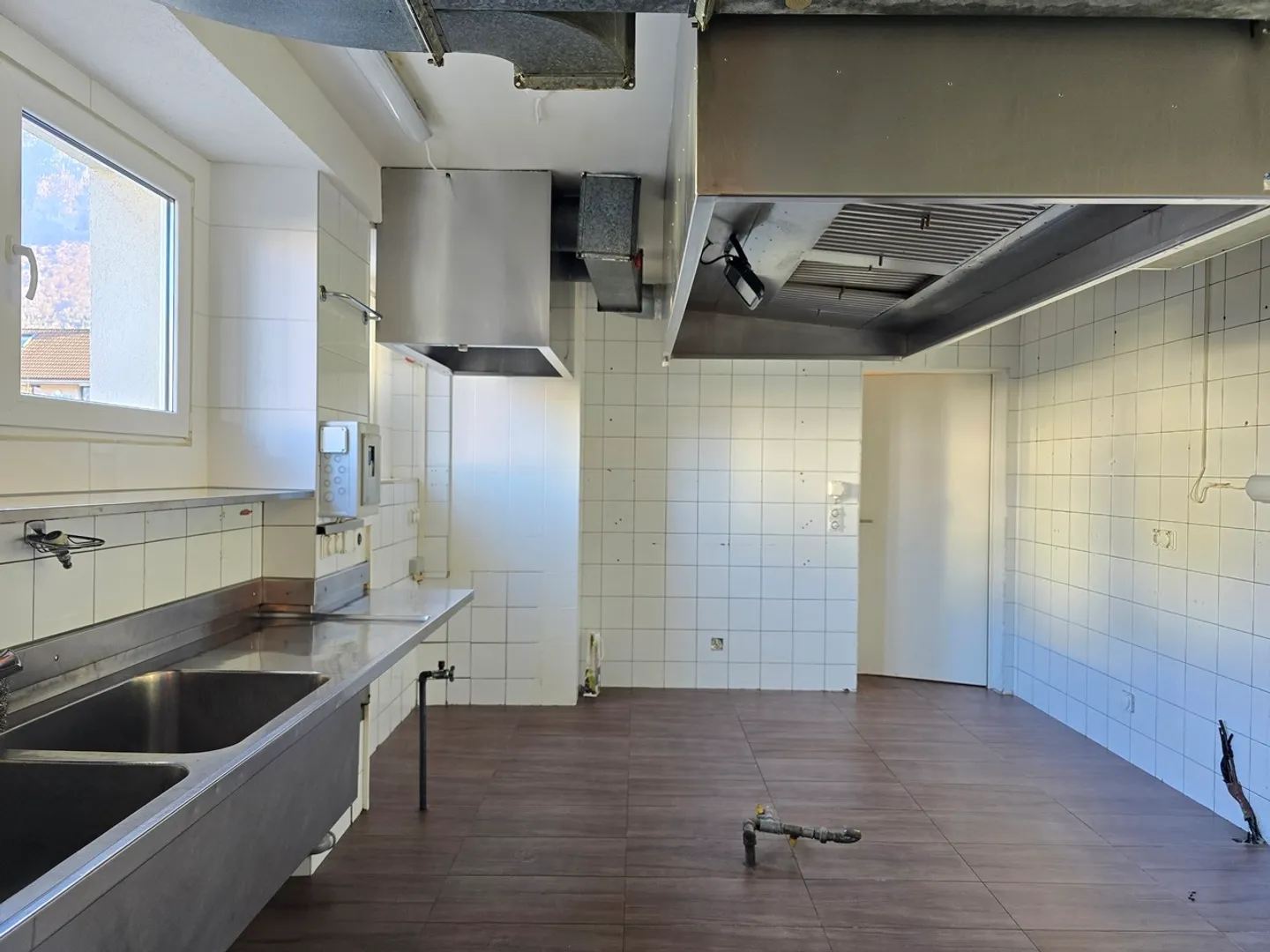 Gewerbefläche zu Vermieten - Foto 10 von 13