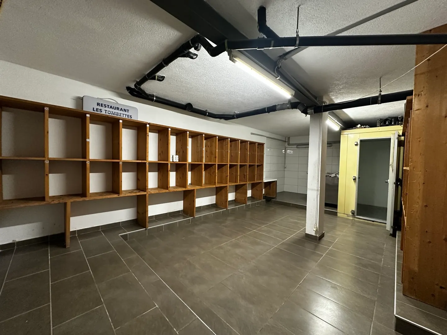 Gewerbefläche zu Vermieten - Foto 13 von 13