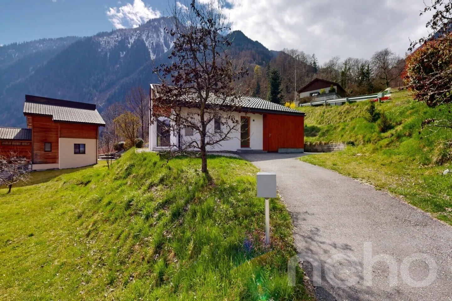 House with stunning valley view - Photo 11 of 12