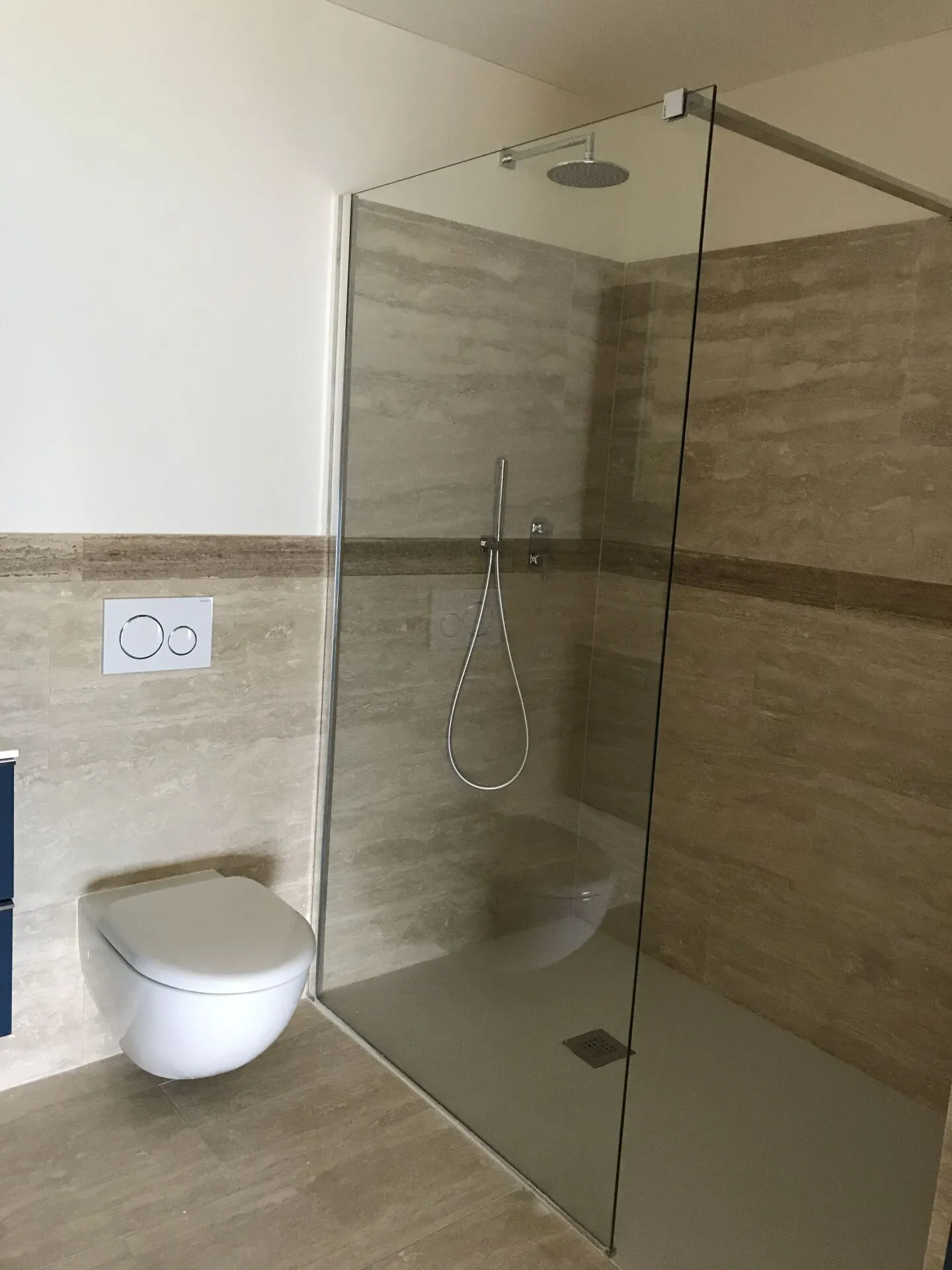 APPARTAMENTO 3.5 LOCALI CON VISTA LAGO IMPRENDIBILE - Foto 27 di 30