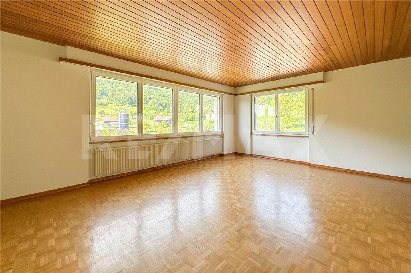 Freistehendes 5.5-Zimmer-Einfamilienhaus - Foto 5 von 10