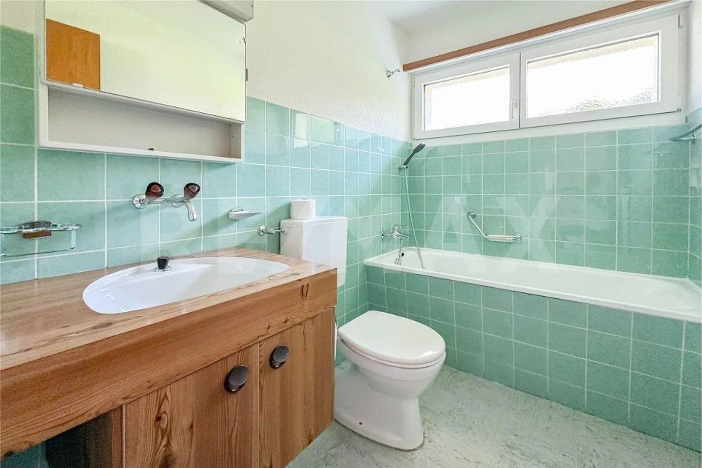 Freistehendes 5.5-Zimmer-Einfamilienhaus - Foto 7 von 10