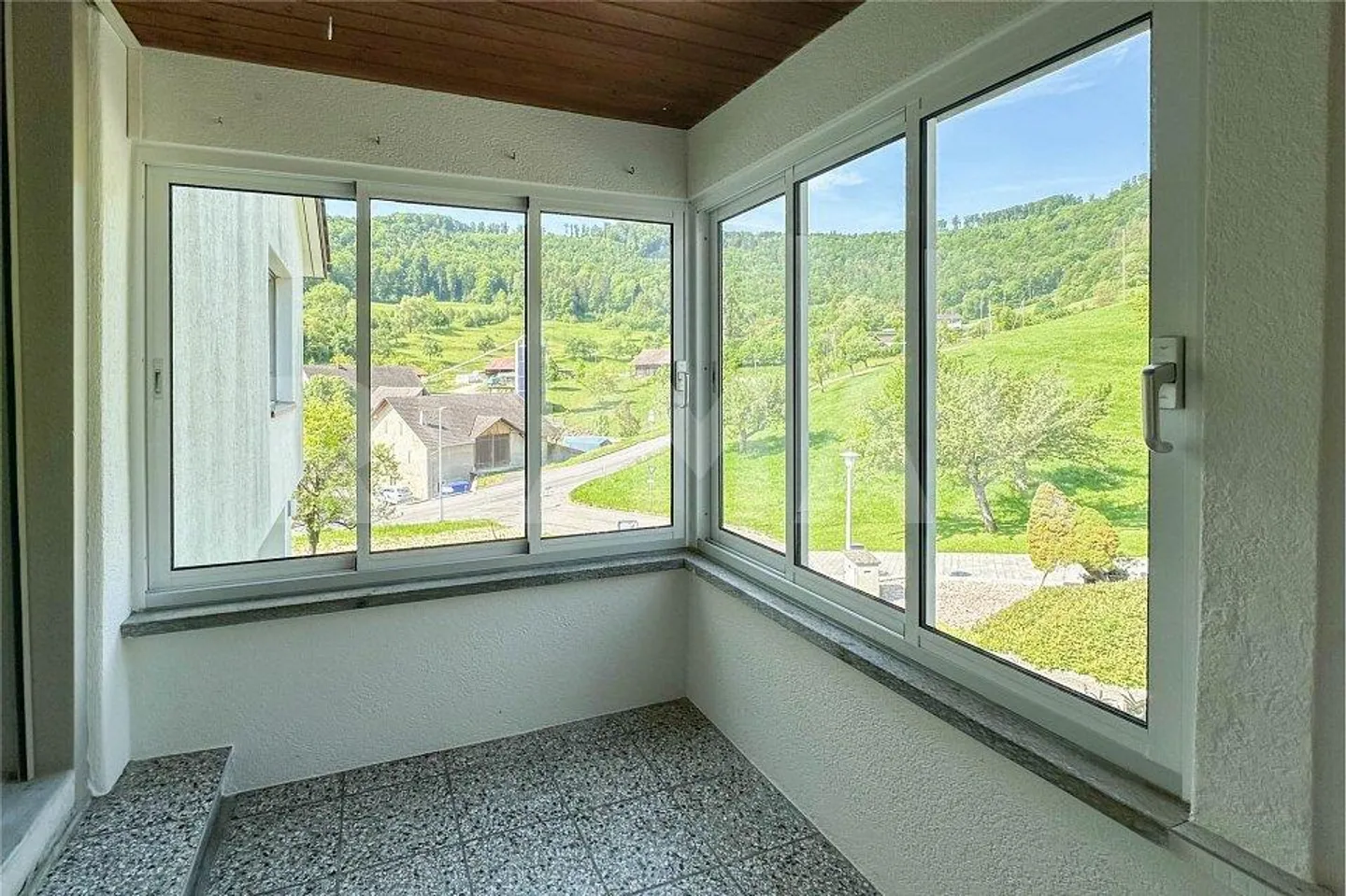 Freistehendes 5.5-Zimmer-Einfamilienhaus - Foto 9 von 10