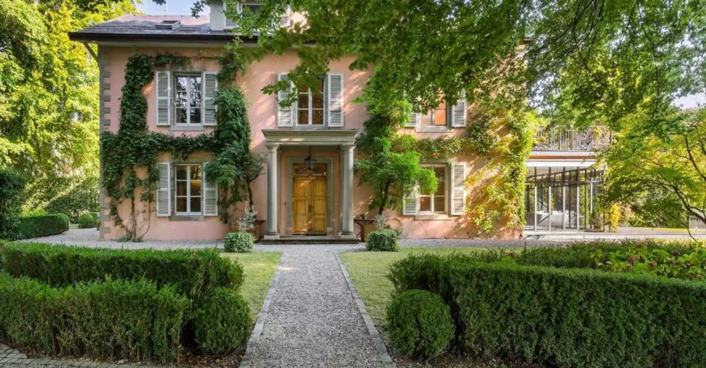 Exceptional property just steps from Lake Geneva - Photo 9 of 11