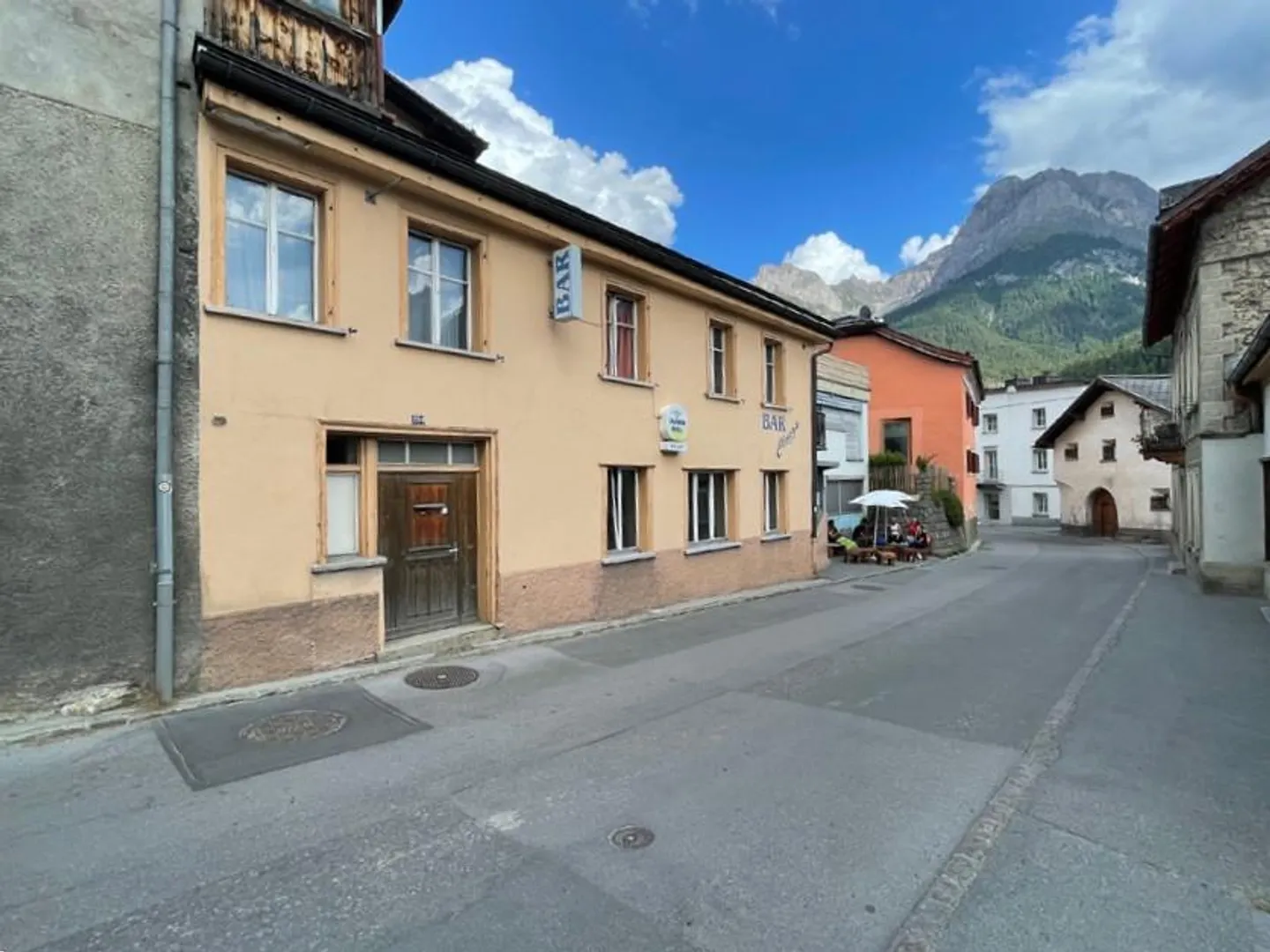 Propriétés à rénover avec terrasse dans le pittoresque Scuol - Photo 6 sur 8