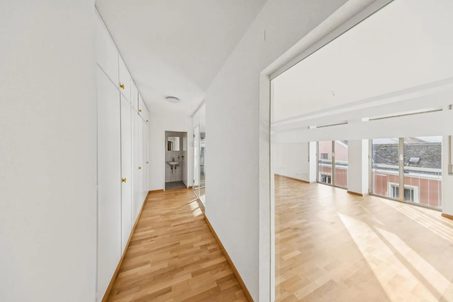 Zentrales Apartment in Biel - Foto 6 von 10