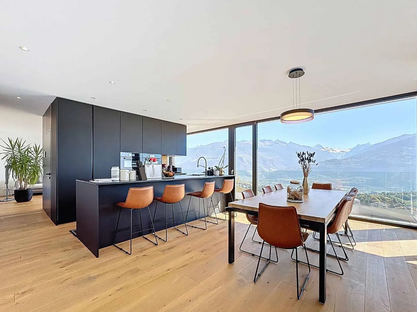 Villa contemporaine avec piscine - Photo 1 sur 13