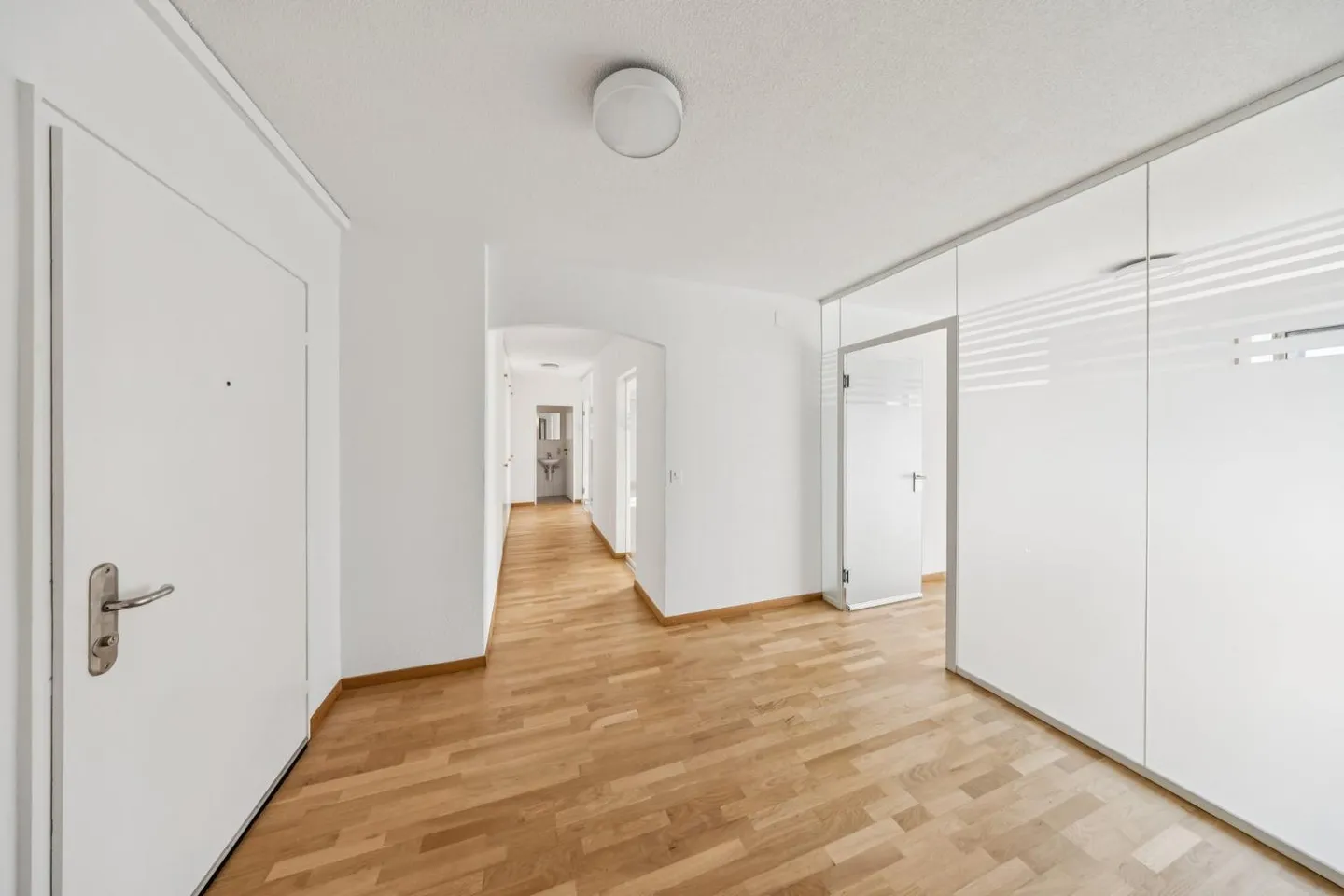 Zentrales Apartment in Biel - Foto 9 von 10