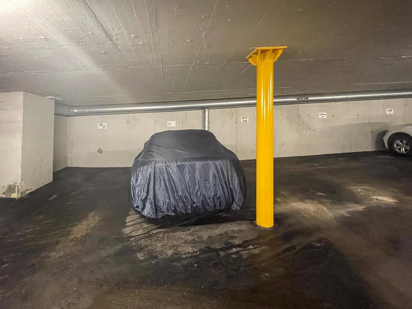 Posto auto accanto alla funivia - Foto 4 di 5