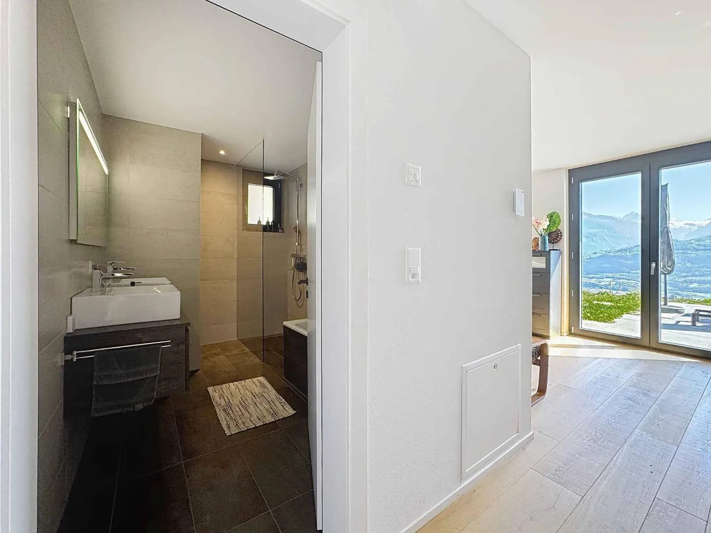 Villa contemporaine avec piscine - Photo 9 sur 13