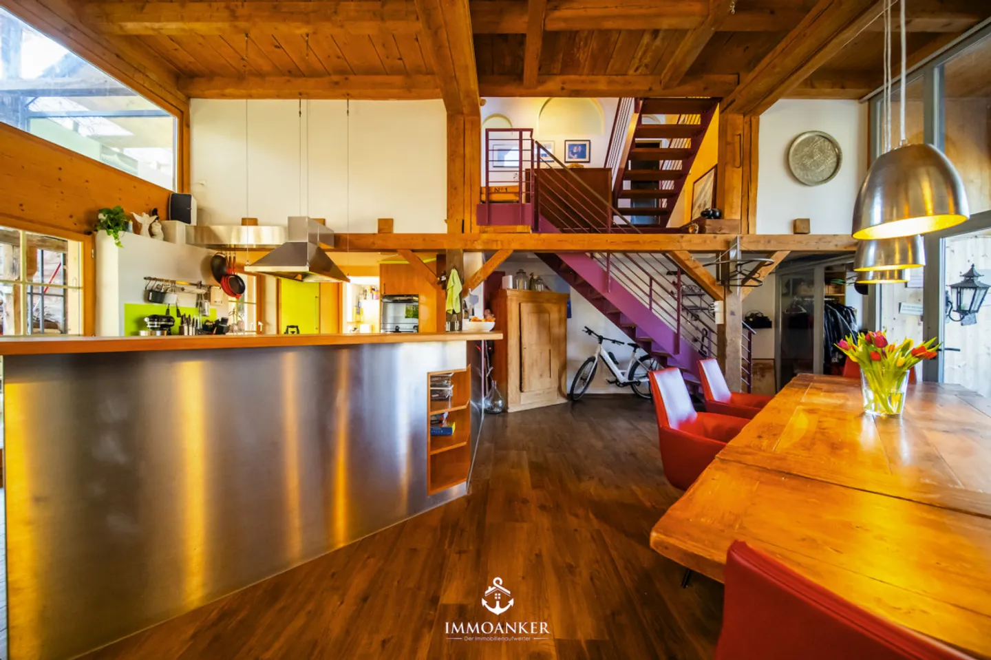 Affascinante casa a schiera di 7 stanze con 220 m² di superficie abitabile a Rickenbach ZH - Foto 5 di 12