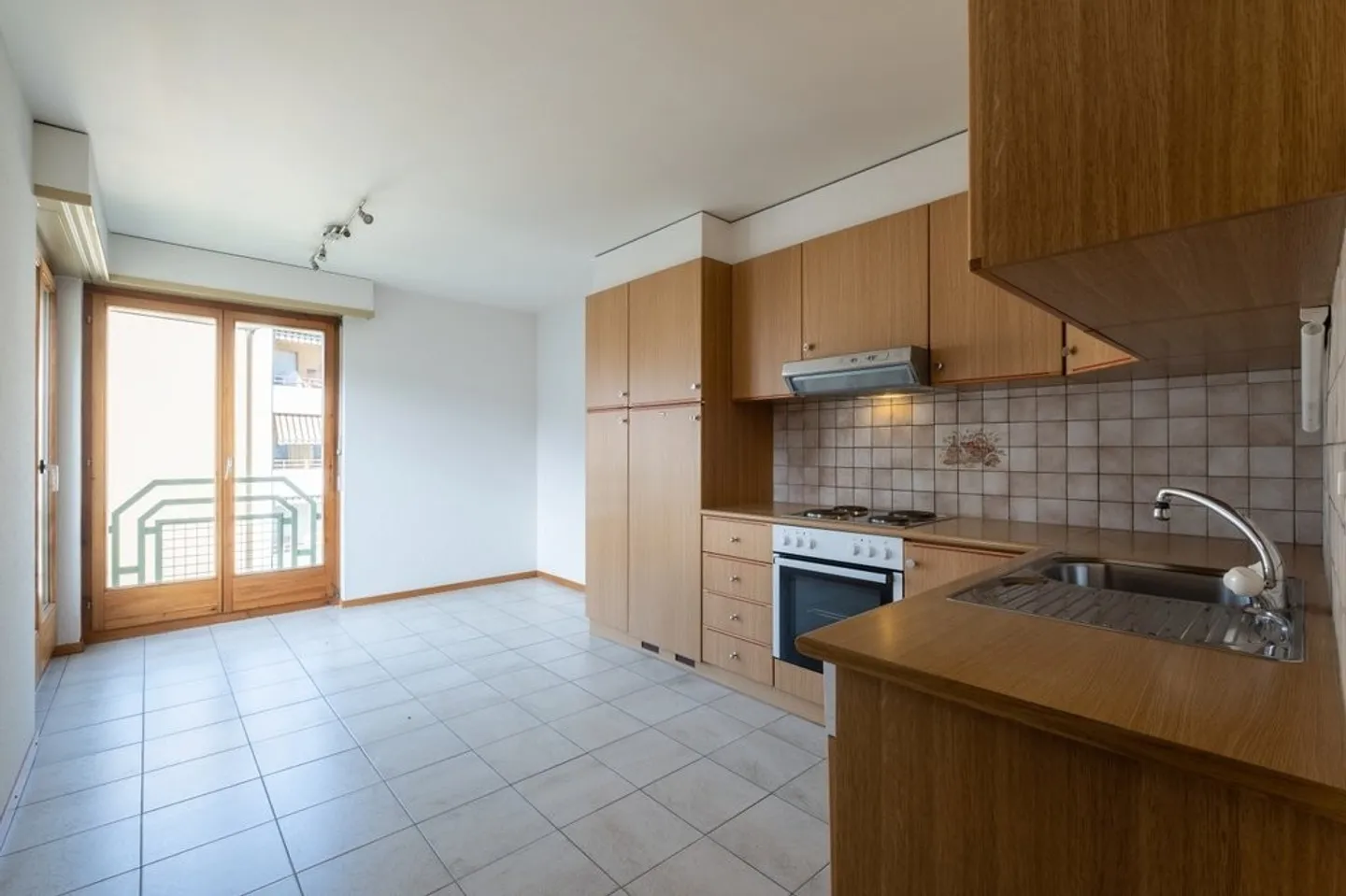 Appartamento in affitto - Foto 3 di 6
