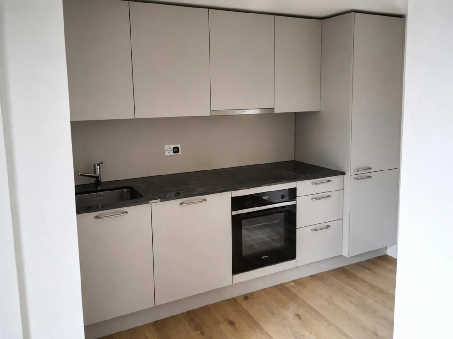 Modernes Apartment mit privatem Eingang - Foto 2 von 7