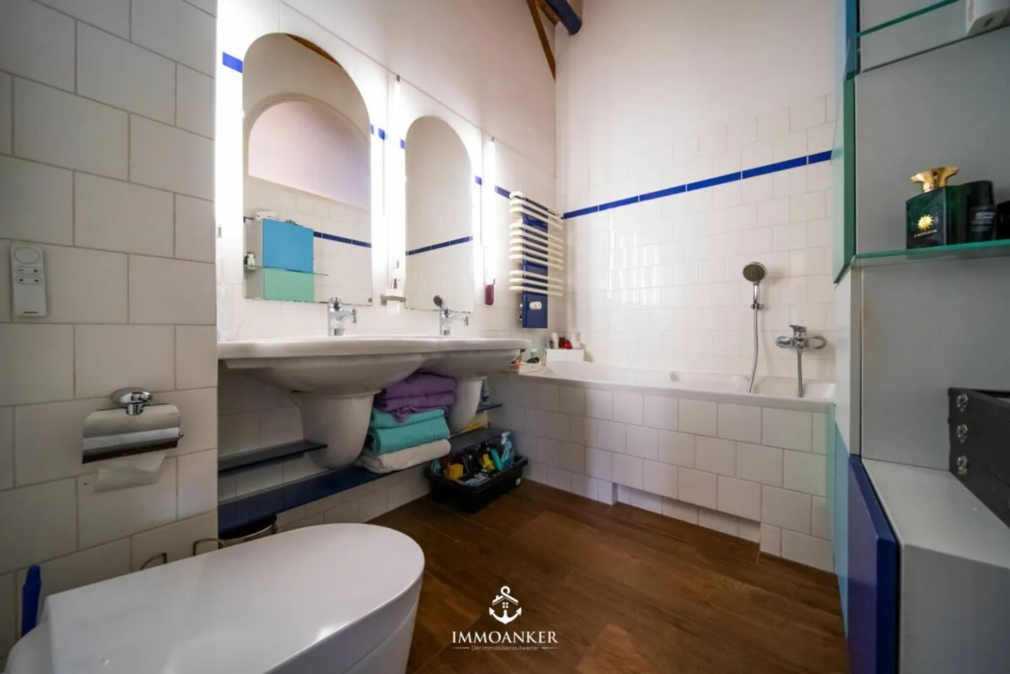 Affascinante casa a schiera di 7 stanze con 220 m² di superficie abitabile a Rickenbach ZH - Foto 10 di 12