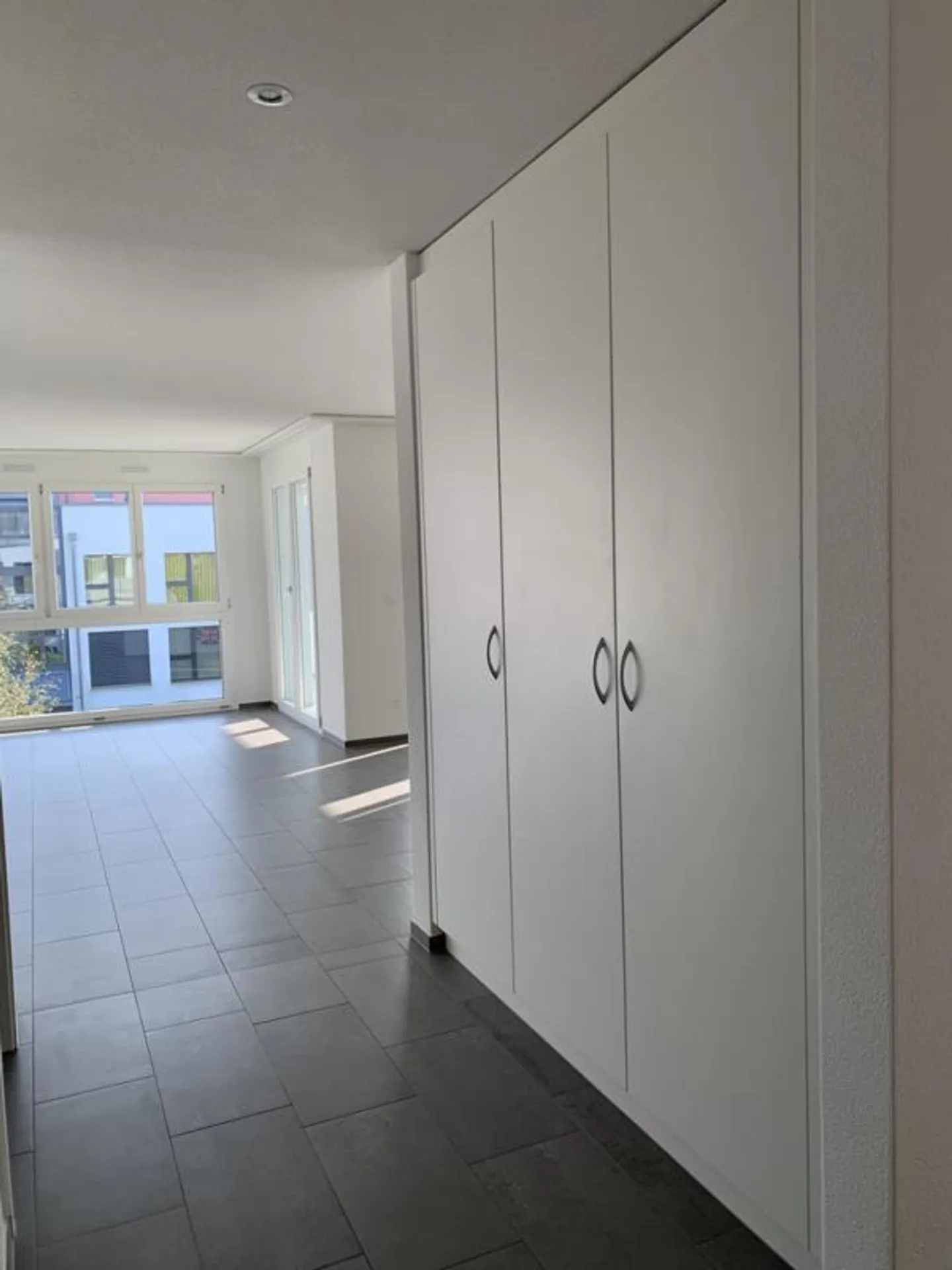 Attractive, modern with contemporary design - Photo 2 of 9