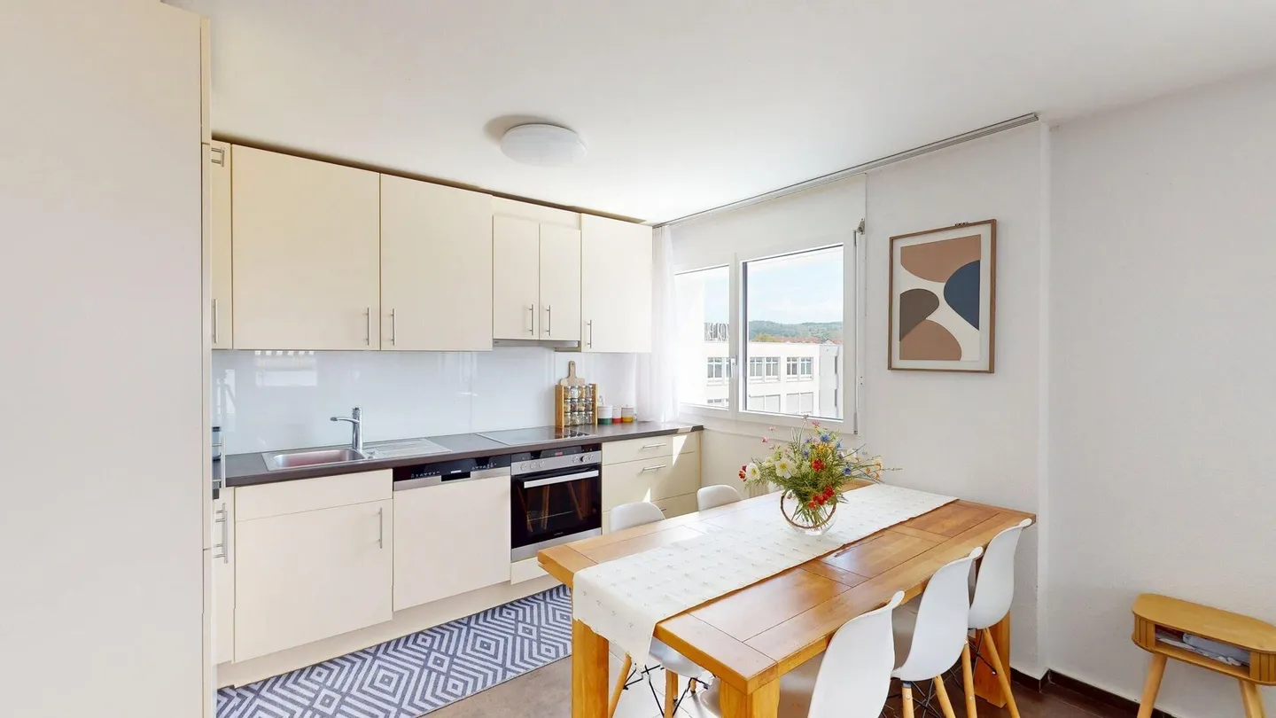 Casa multifamiliare completamente affittata a Oftringen AG - Foto 2 di 10