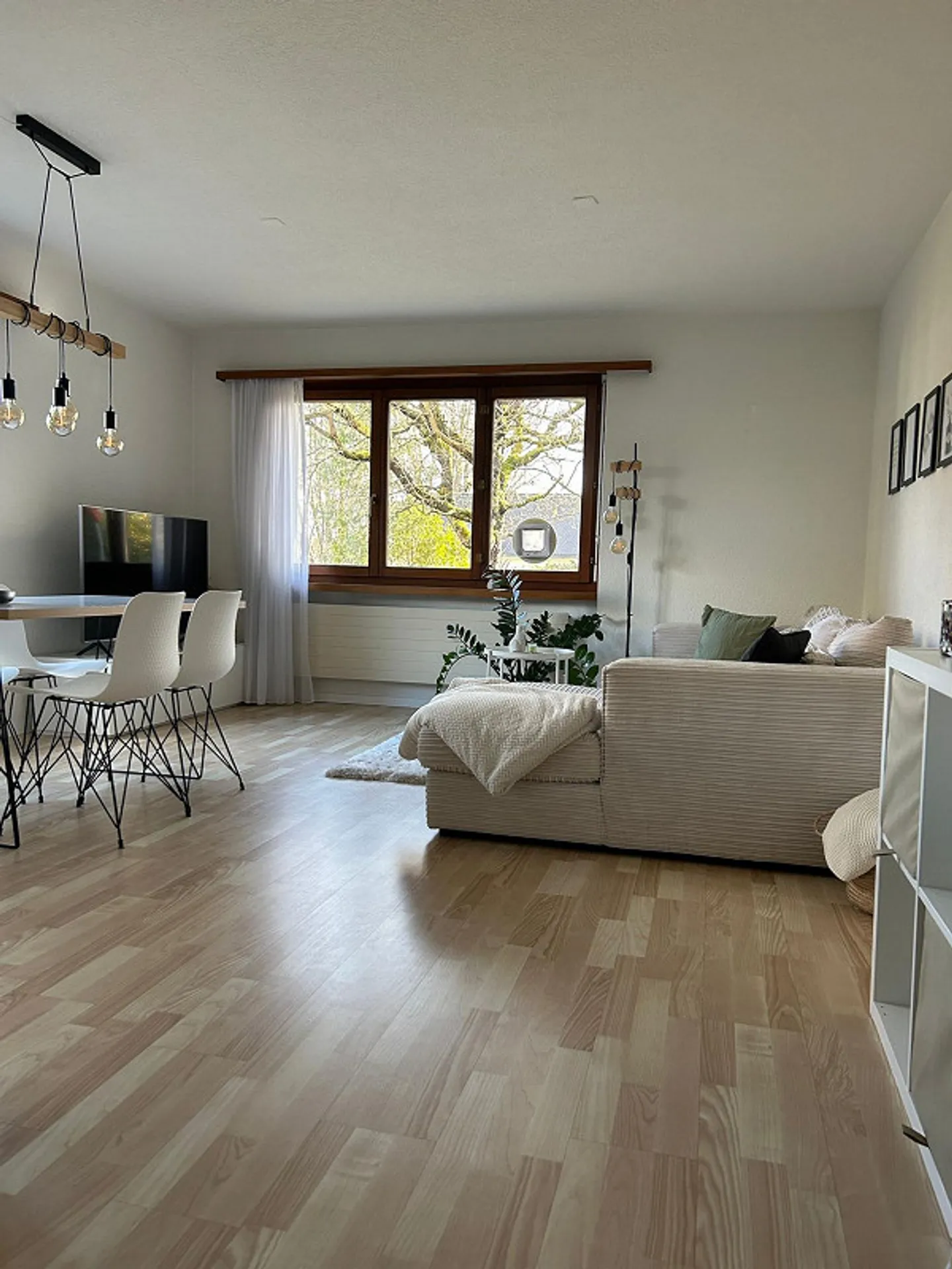 Moderno appartamento 1.5 camere con accesso al giardino e garage privato, Aarau - Foto 1 di 5