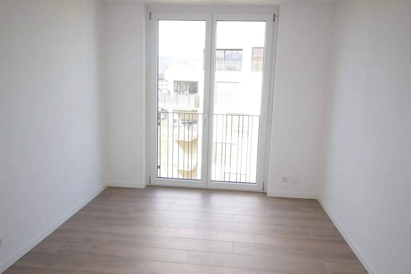 Modernes Apartment mit Loggia - Foto 4 von 8
