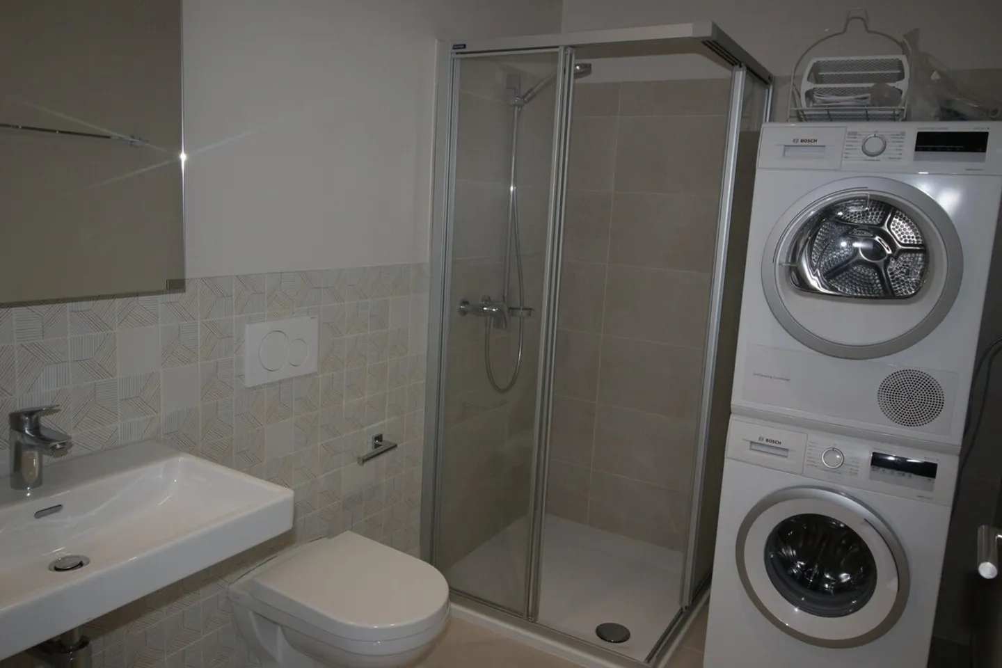 Modernes Apartment mit Loggia - Foto 7 von 8