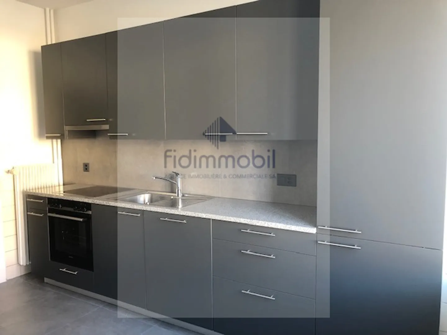 Appartement Charmant avec Balcon - Photo 1 sur 11