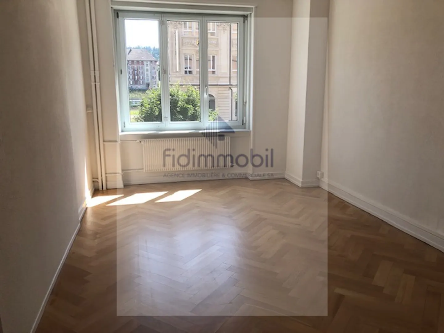 Appartement Charmant avec Balcon - Photo 4 sur 11
