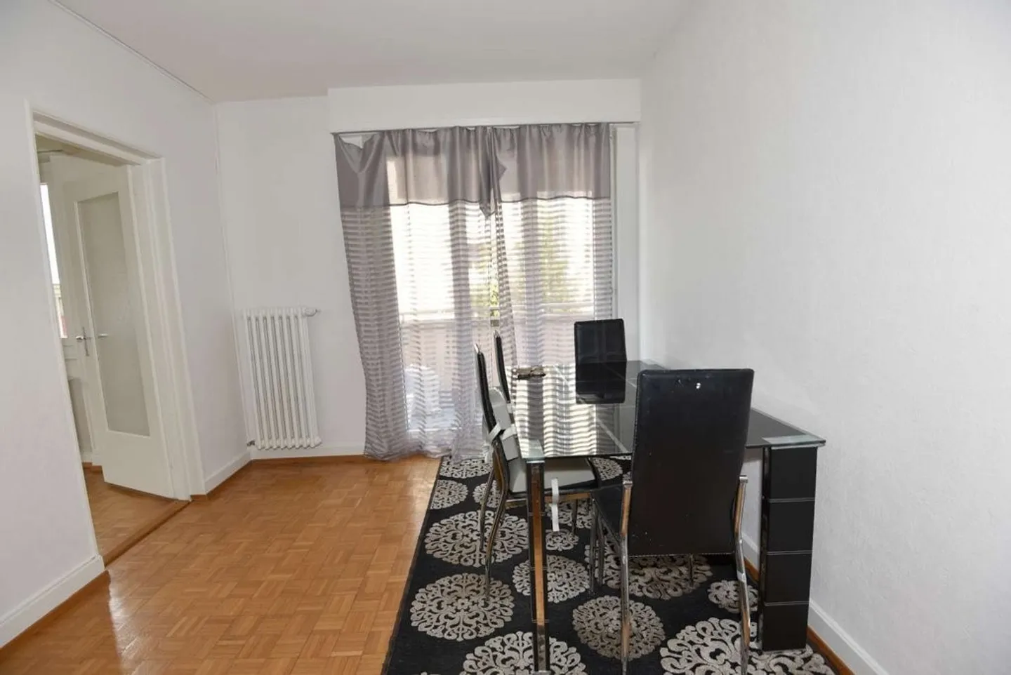 Bel Appartement avec Balcons - Photo 5 sur 10