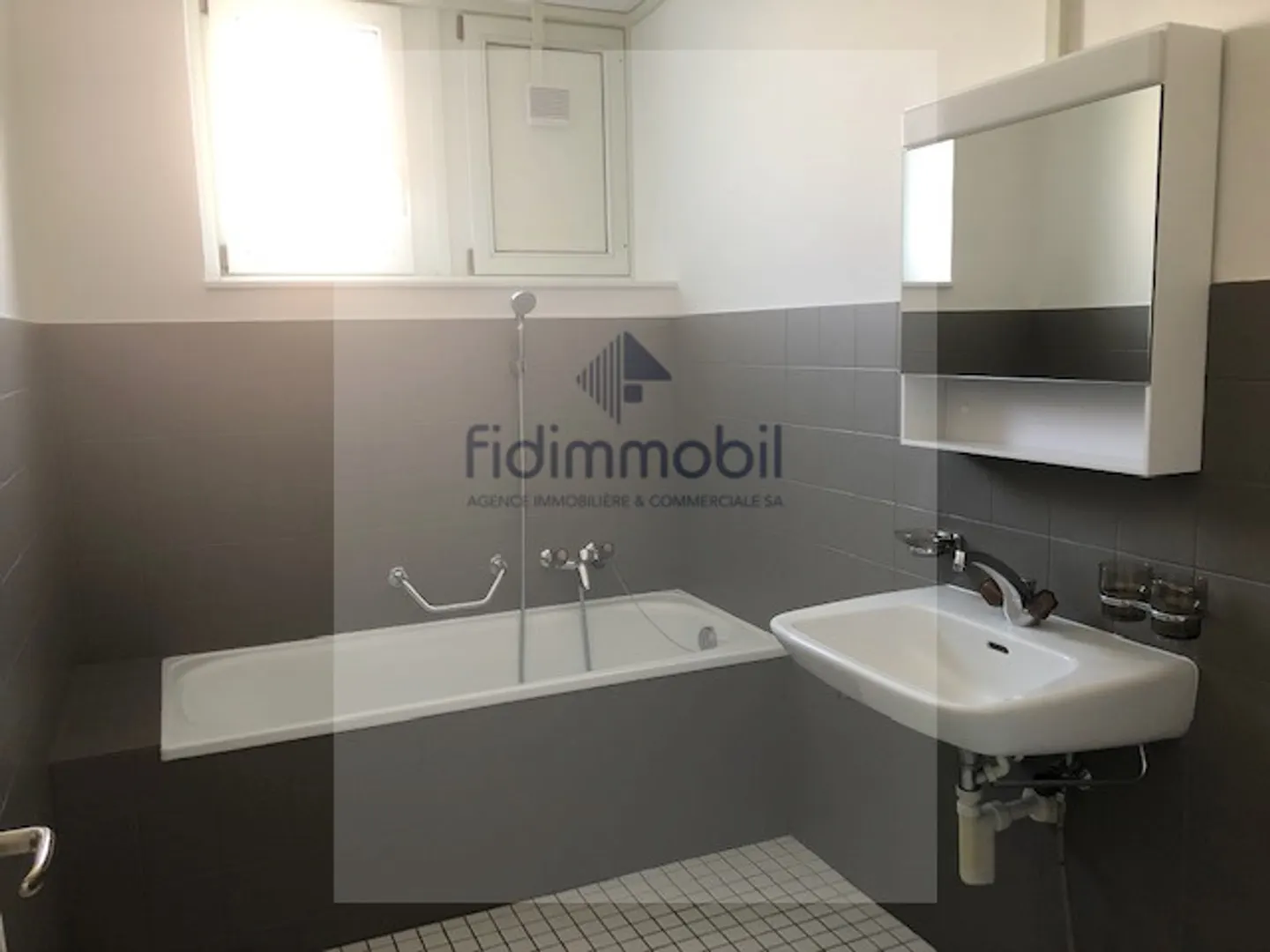 Appartement Charmant avec Balcon - Photo 10 sur 11