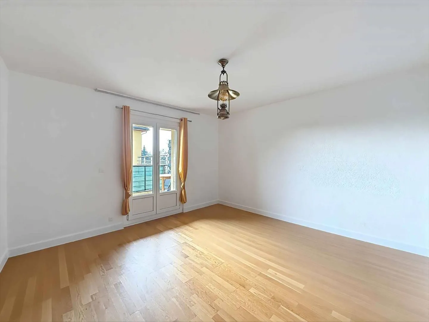 Appartamento 3,5 stanze nel centro di Morges - Foto 2 di 13