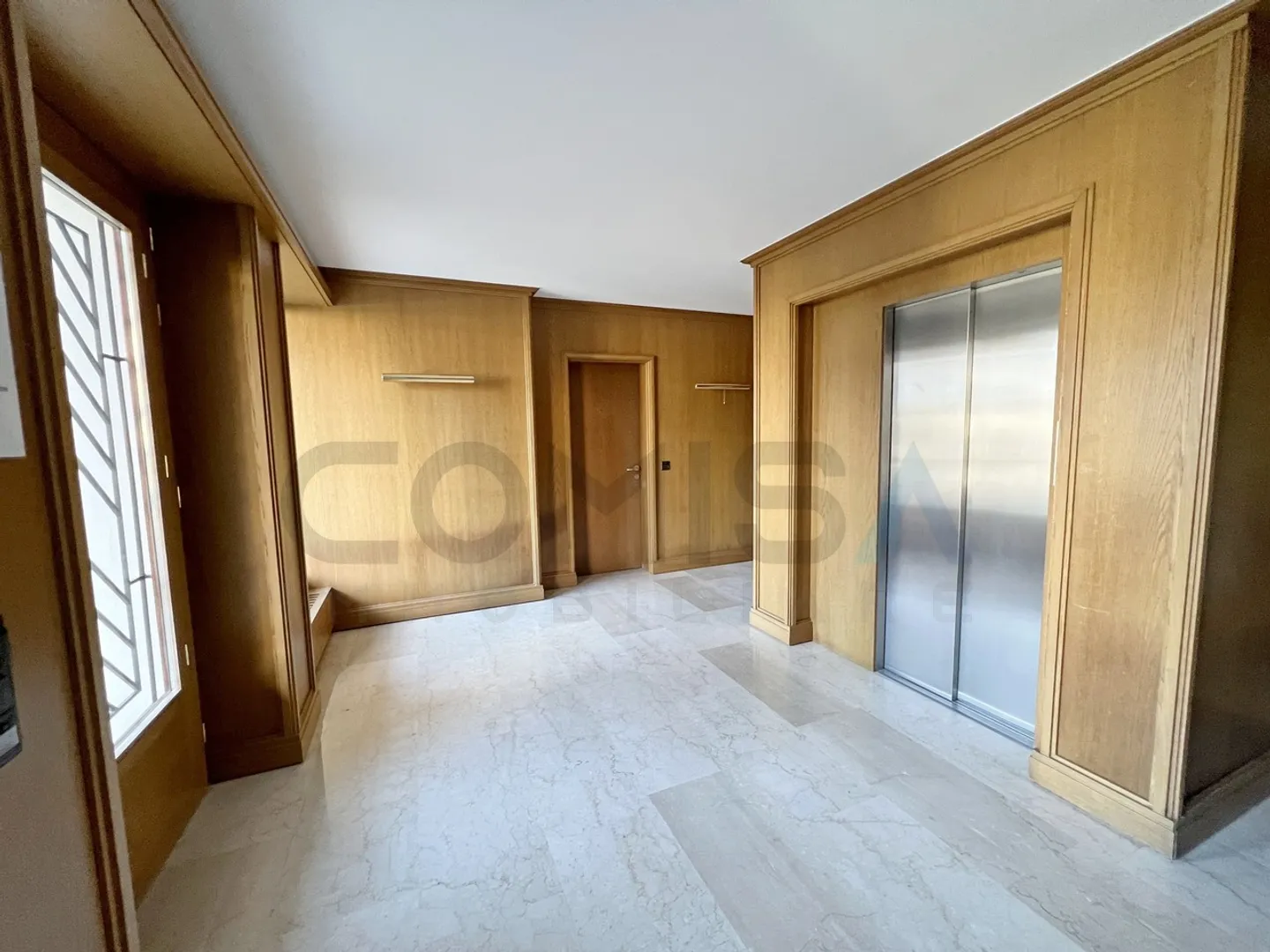 LUGANO MODERN APARTMENT 3 ROOMS A FEW STEPS FROM THE CENTER - Photo 4 of 13