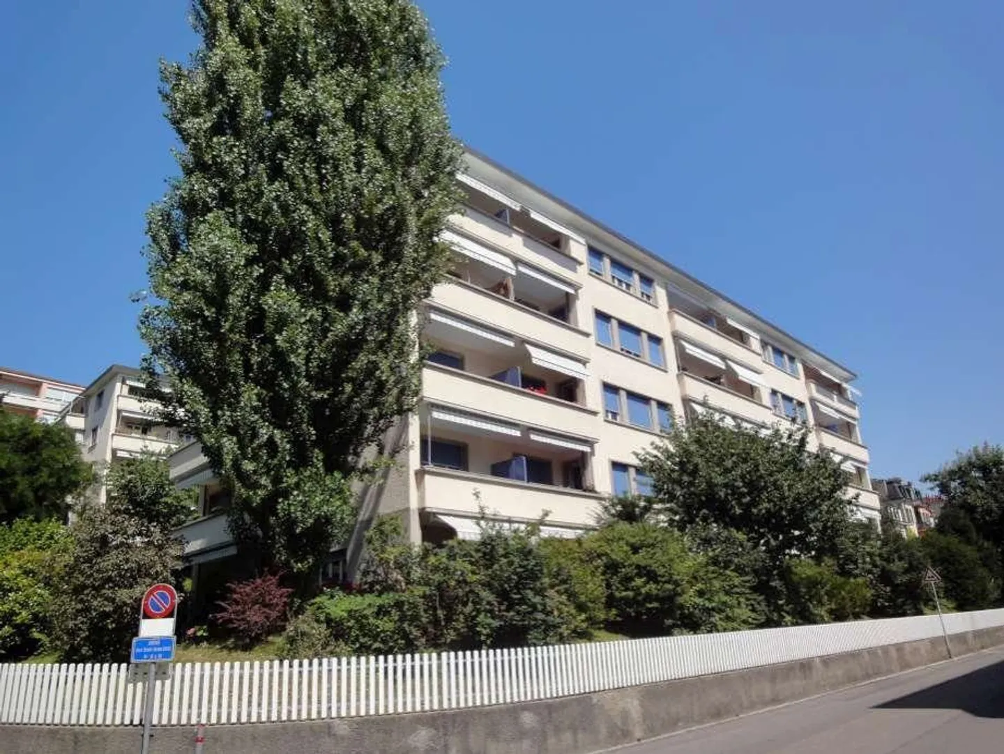 Bel Appartement avec Balcons - Photo 10 sur 10