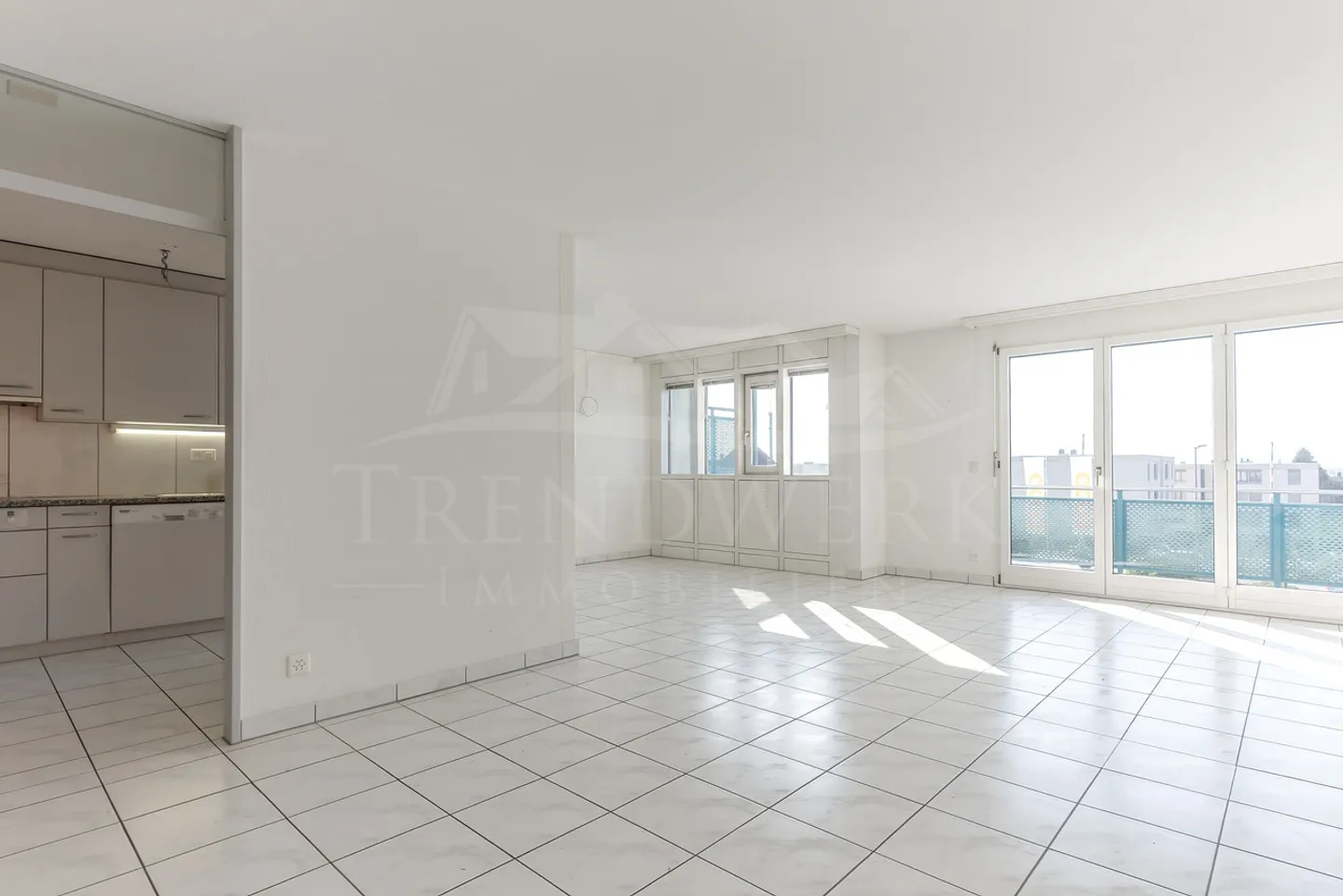 4-room apartment - Photo 3 of 13