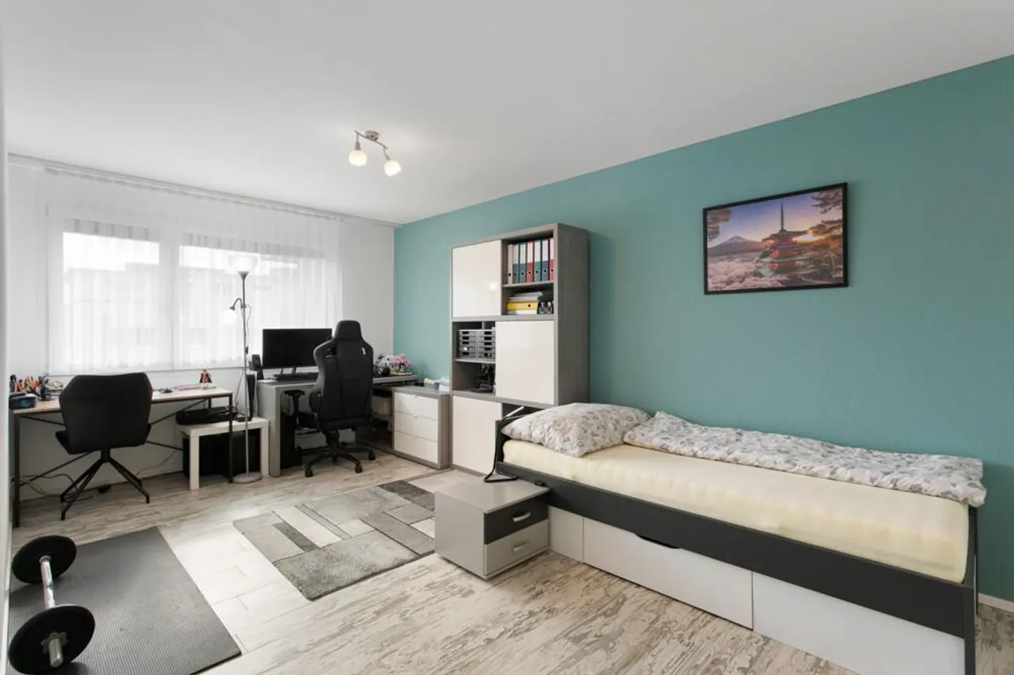 Modern Living with a View - Photo 4 of 6