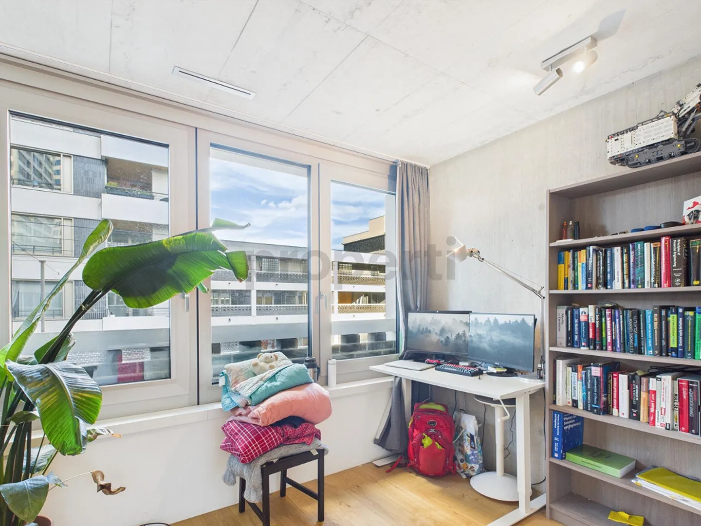 Appartamento duplex moderno di 3,5 locali con due balconi a Zurigo O... - Foto 5 di 18