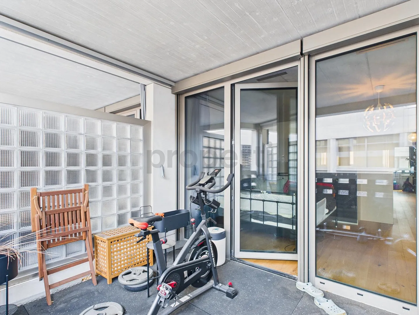 Appartamento duplex moderno di 3,5 locali con due balconi a Zurigo O... - Foto 12 di 18