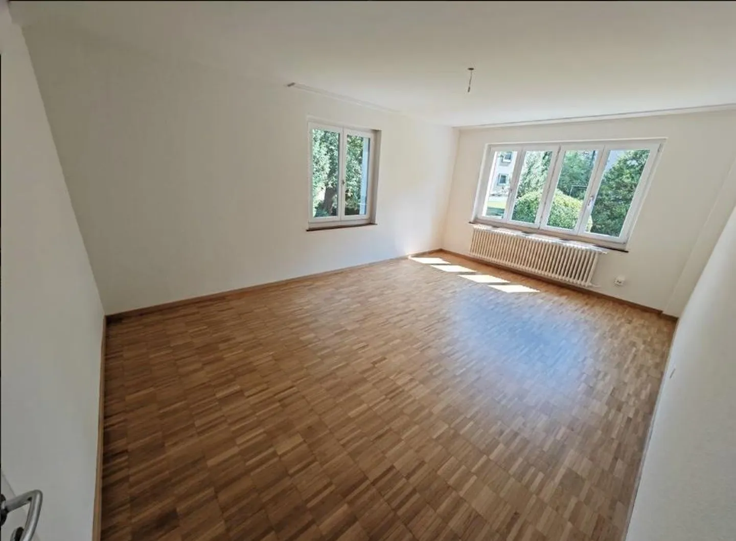 Charmante appartement en mezzanine dans le vert, juste à côté de Triemli/In der Ey - Photo 2 sur 9