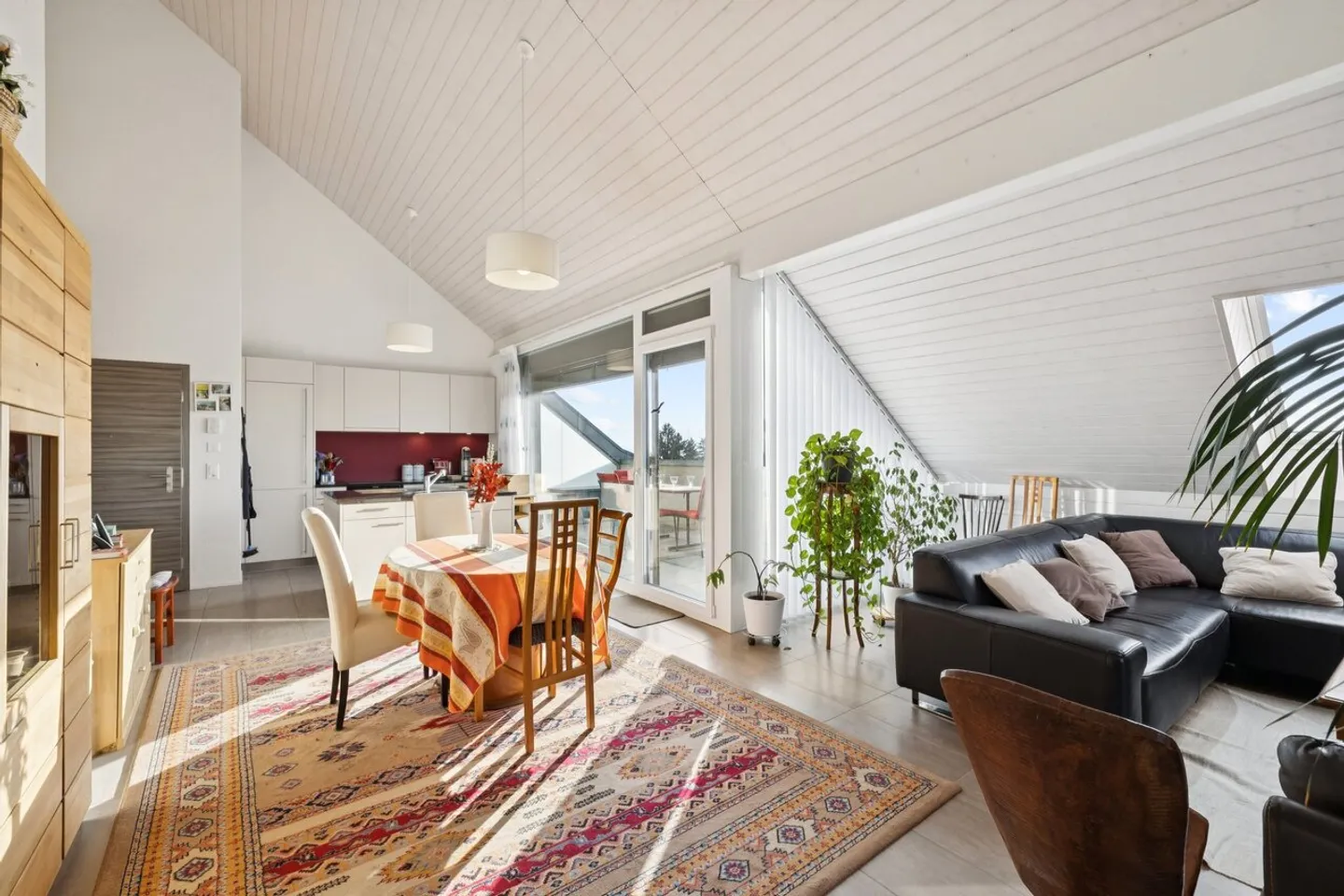 Luminoso attico di 3,5 locali alle porte di Losanna - Foto 4 di 10