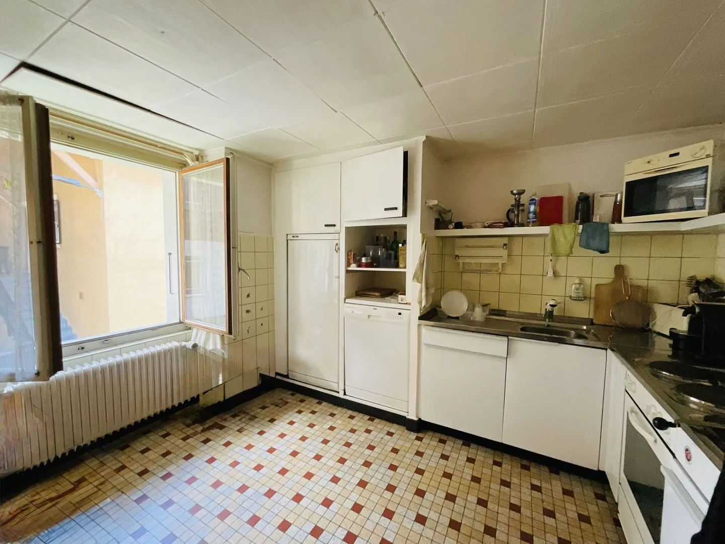 Dorfhaus mit zwei separaten Wohnungen - Foto 7 von 34