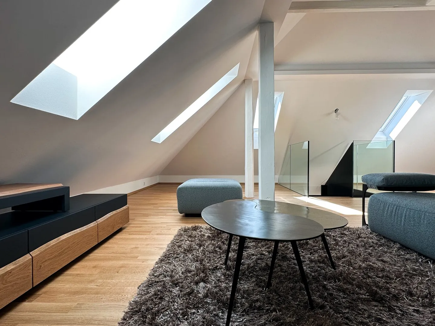 Wohnung mit 3.5 Zimmern im Dachgeschoss - Foto 4 von 12