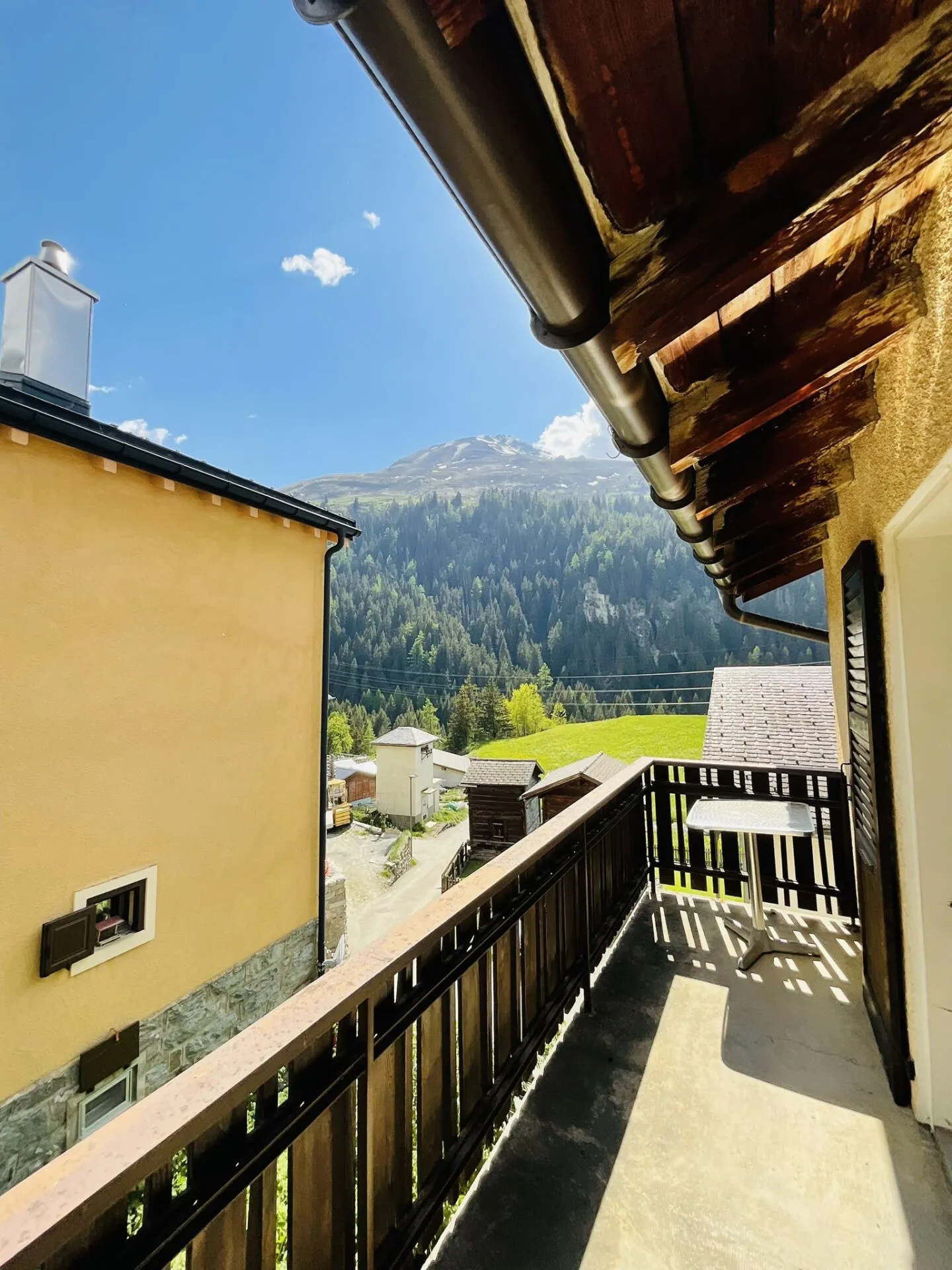 Dorfhaus mit zwei separaten Wohnungen - Foto 6 von 34
