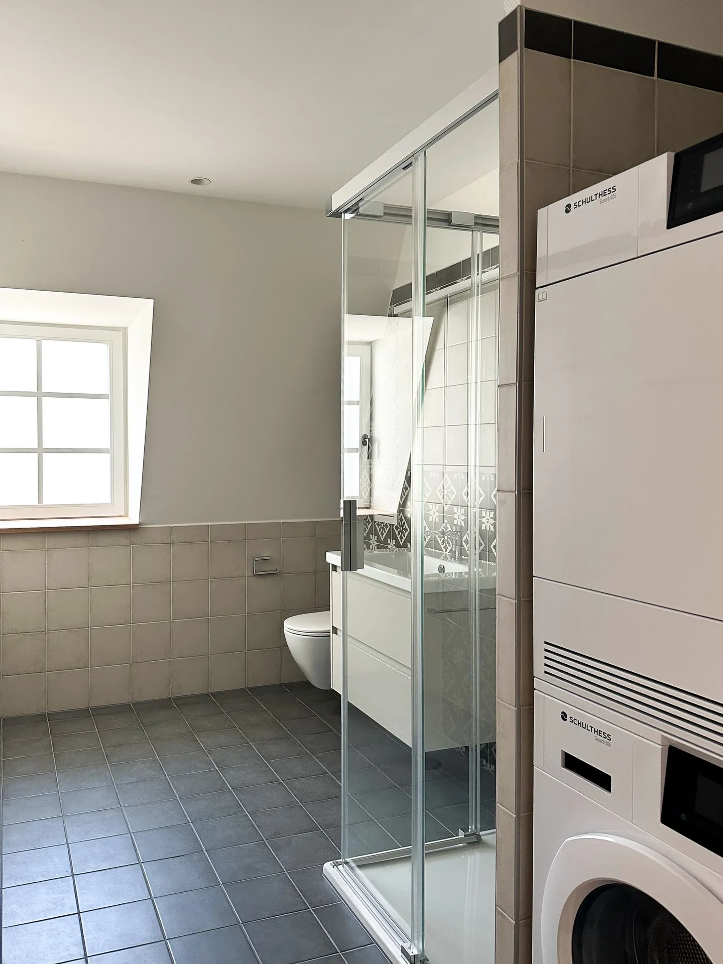 Wohnung mit 3.5 Zimmern im Dachgeschoss - Foto 9 von 12