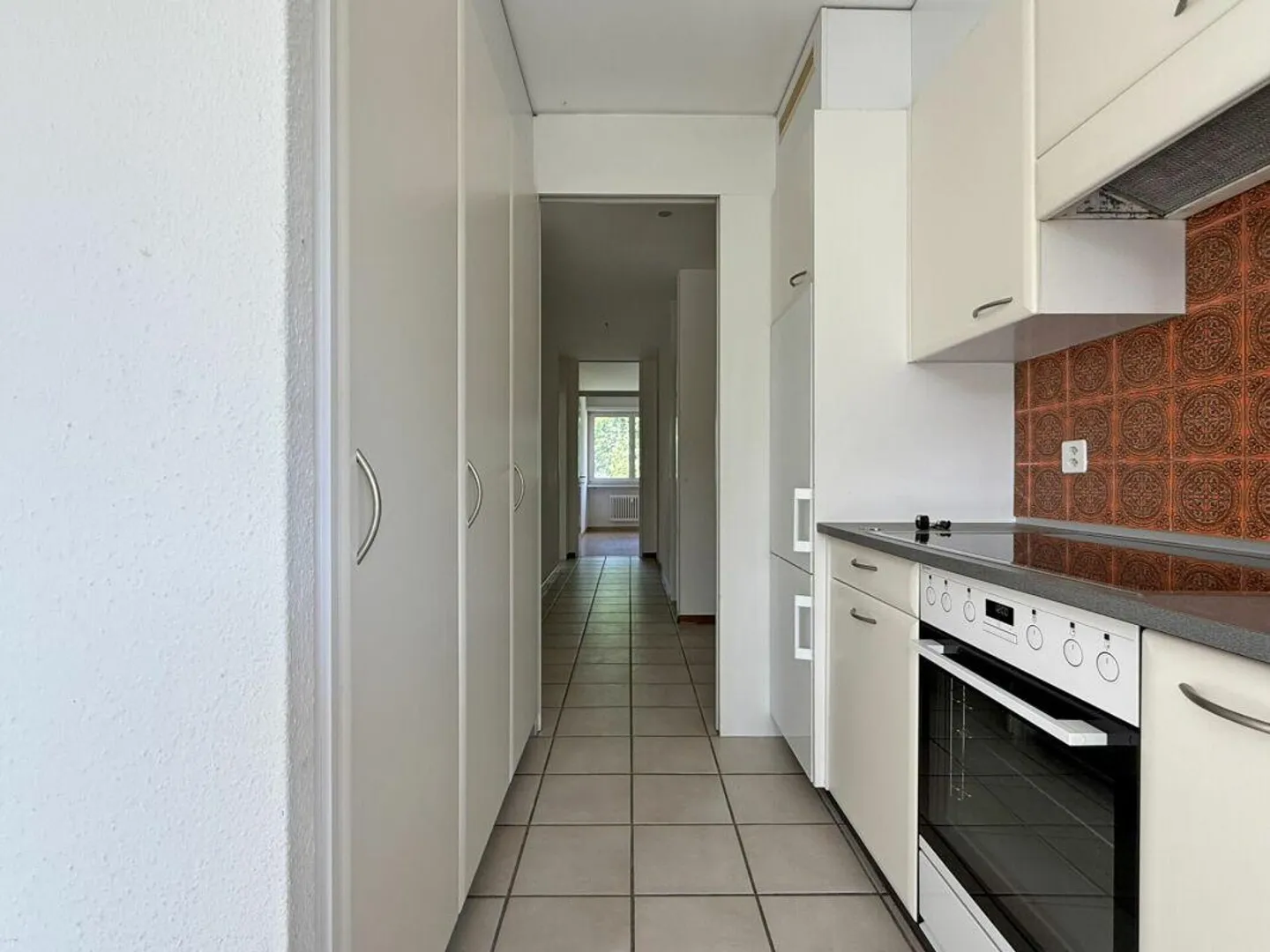 Charming 3.5-room apartment - Photo 6 of 10