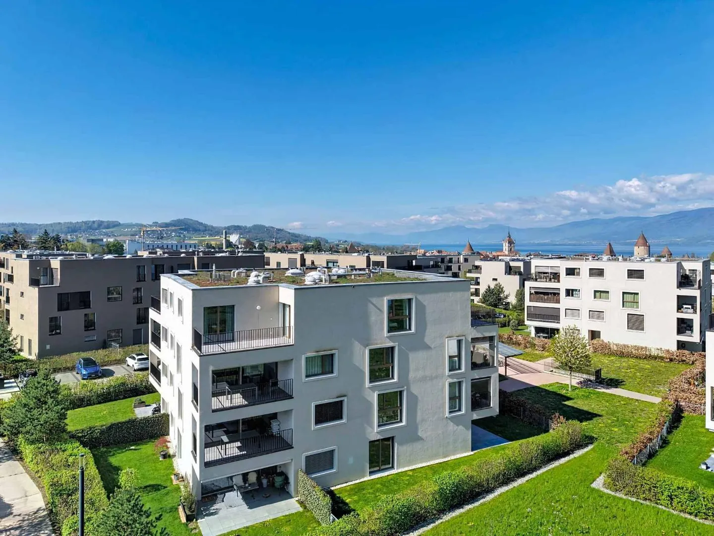 Attique de Luxe avec Vue Lac - Photo 1 sur 13