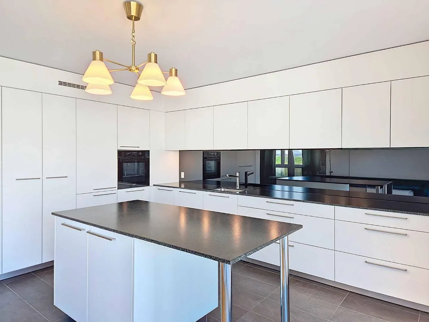 Attique de Luxe avec Vue Lac - Photo 4 sur 13